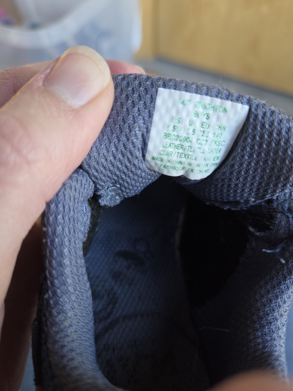 6.5W Stride Rite Shoes - Picture 6 of 6